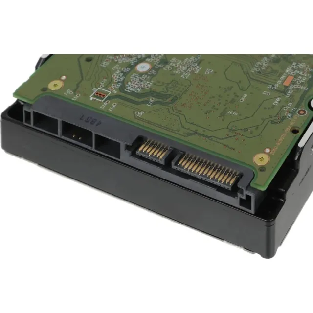 Жесткий диск WD Red Pro 12TB 3.5" 7200RPM 512MB SATA NAS WD122KFBX