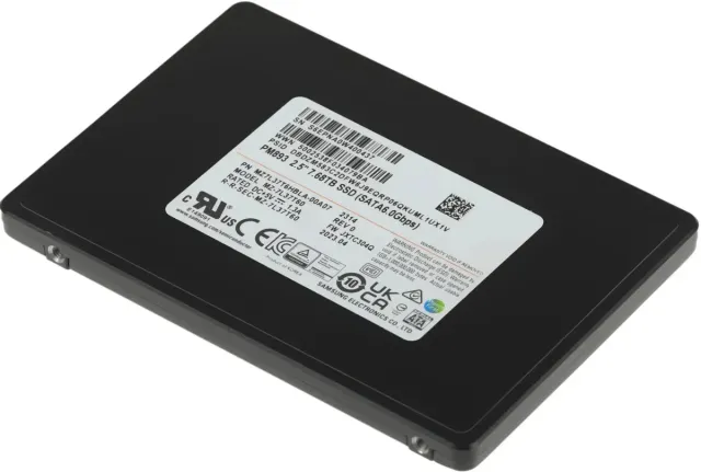 Твердотельный накопитель Samsung SSD 7,68Tb MZ7L37T6HBLA-00A07 PM893, 2.5" 7mm, SATA3, 3D