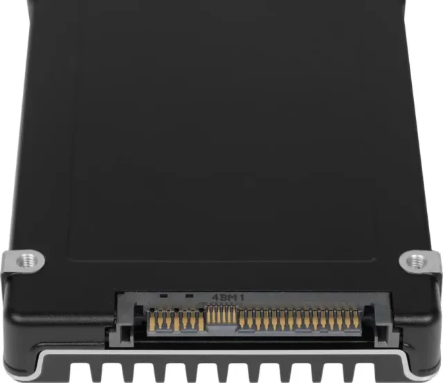 Твердотельный накопитель Samsung SSD 960Gb MZWL6960HFJA-00AW7 PM9D3a, U.3(2.5" 15mm), NVMe, PCIe 5.0