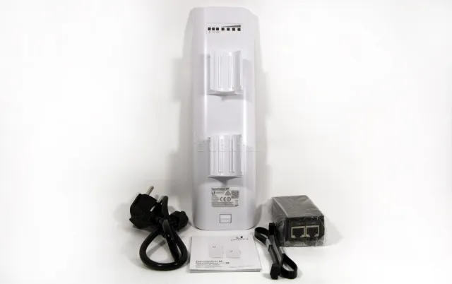 Точка доступа Wi-Fi Ubiquiti NanoStation M5 Wi-Fi/TDMA AP/CPE. 802.11n, 5 ГГц