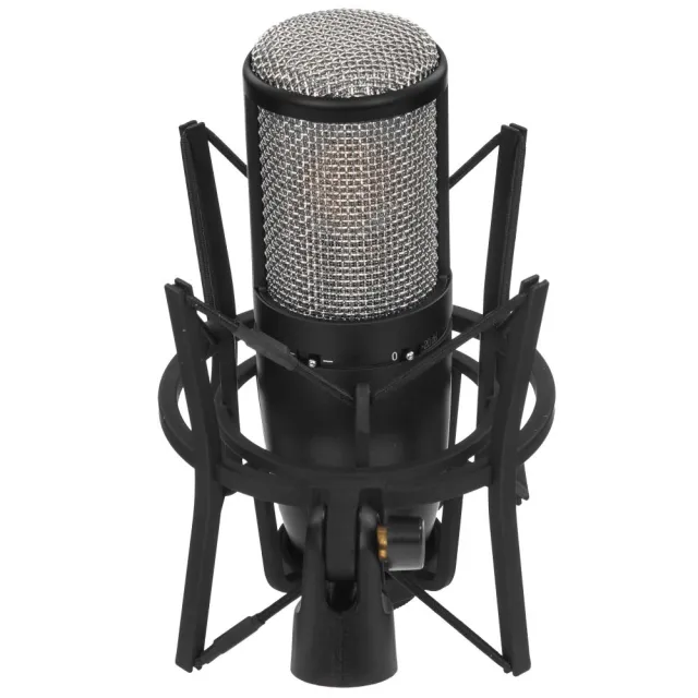 Микрофон AKG P420